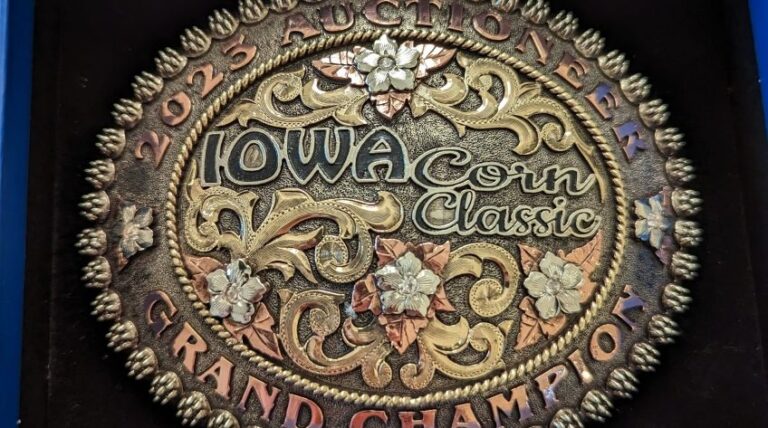 Hagler Captures<br>Corn Classic Win